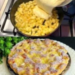 Leckerer, frisch gebackener Apfelkuchen mit Äpfeln und Zimt