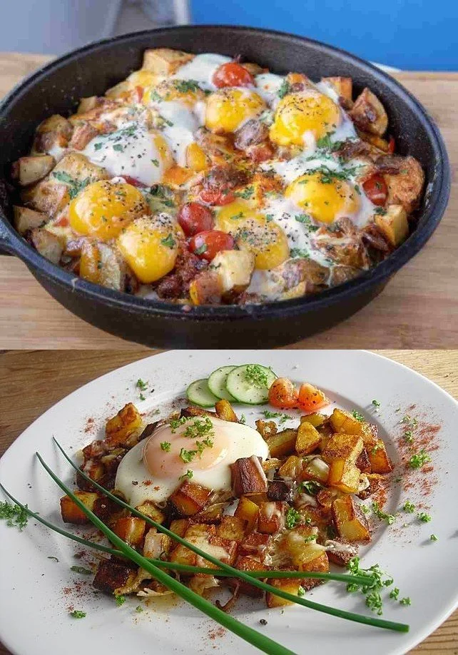 Bratkartoffeln mit Ei und Käse auf einem Teller serviert