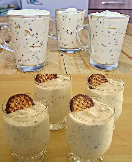 Schaumkusscreme mit zartem Schaum und feiner Creme in einem Glas.