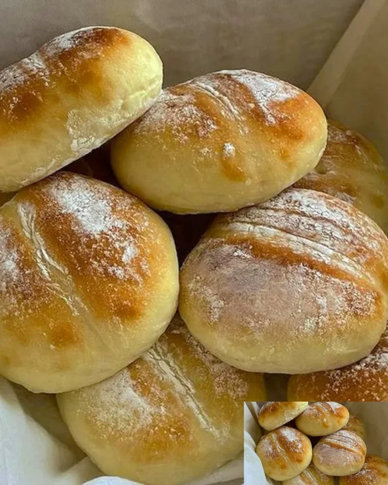 Weiche Frühstücksbrötchen frisch aus dem Ofen
