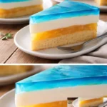 Blaue Hawaii Torte mit frischen Früchten und köstlicher Creme