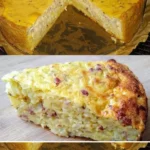Blitz Zwiebelkuchen ohne Teig in einer rustikalen Backform serviert