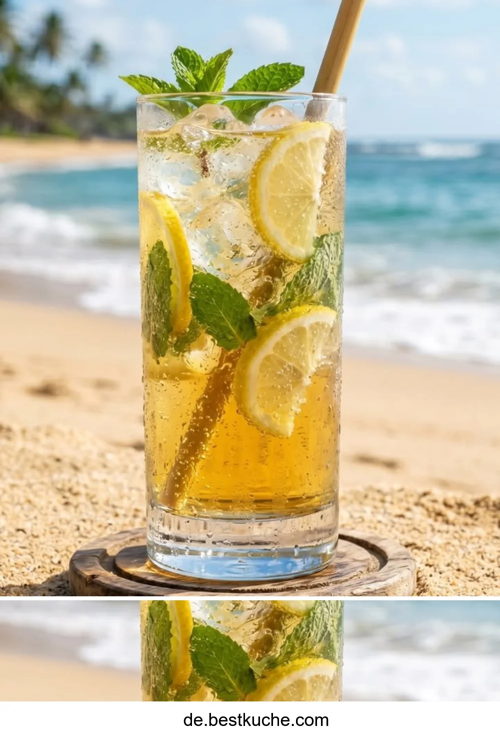 Erfrischender Sommerdrink mit bunten Früchten und Eiswürfeln