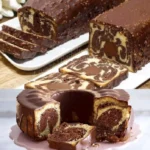 Marmor-Schokoladenkuchen mit Schokoladenglasur und marmoriertem Teig