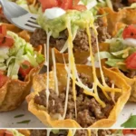 Mini Taco Wontons: Knusprige Tassen gefüllt mit köstlichem Taco