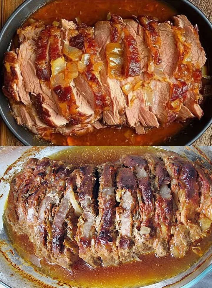 Räuberbraten mit Beilagen auf einem Teller serviert.