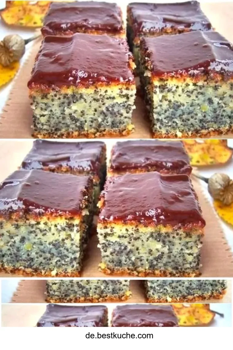 Saftiger Mohnkuchen auf einem Tisch, ideal für Nachmittagskaffee.
