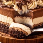 Leckeres Gericht zum Zubereiten zu Hause, appetitlich angerichtet